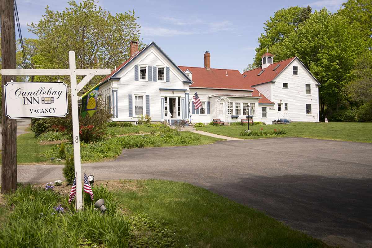 Candlebay Inn