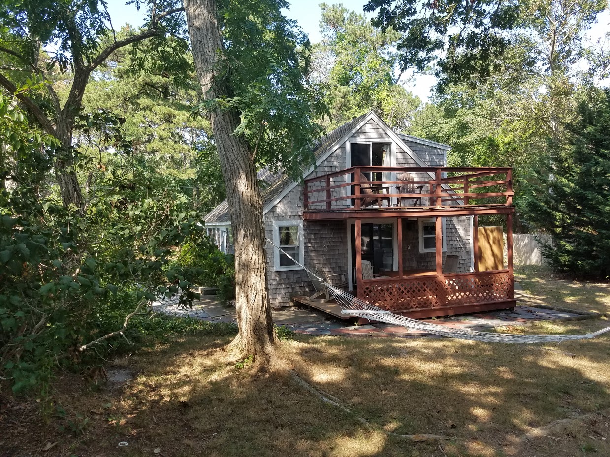 Friendship Cottages & Lodge