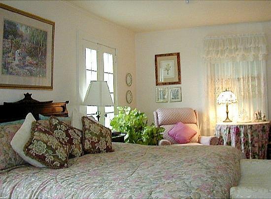 Seascape Manor Bed & Breakfast